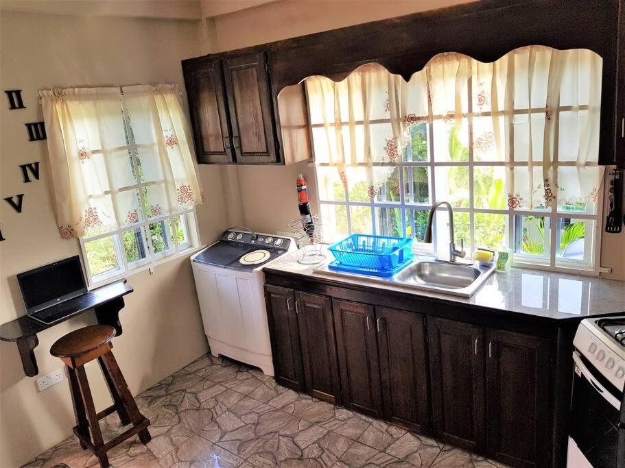 St. George'S Holiday Studio Vacation Of A Lifetime Fontenoy Ngoại thất bức ảnh